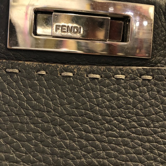 Fendi leather bag - Picture 7 of 9
